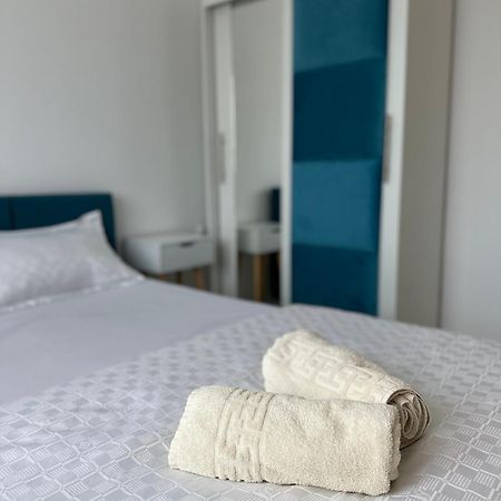 Stylish Apartment Militari - Parking Spot Chiajna Ngoại thất bức ảnh